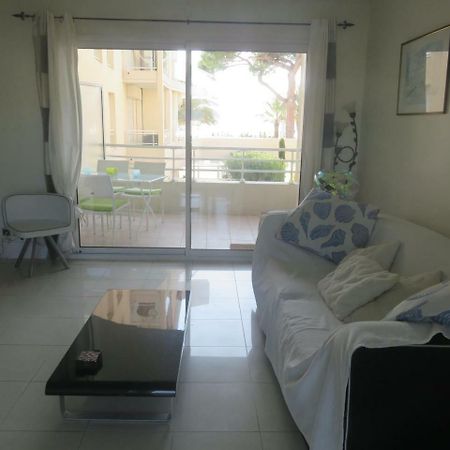 Stunning 2 Bed, 2 Bath Apt On The Cannes Sea Front Has Swimming Pool And Is A Secure Modern Building 464 Exteriér fotografie