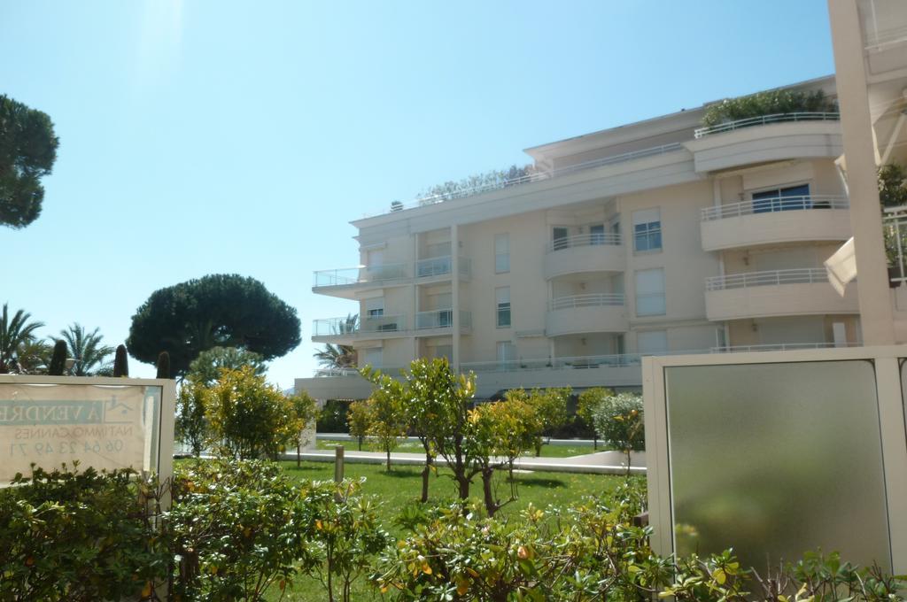 Stunning 2 Bed, 2 Bath Apt On The Cannes Sea Front Has Swimming Pool And Is A Secure Modern Building 464 Exteriér fotografie