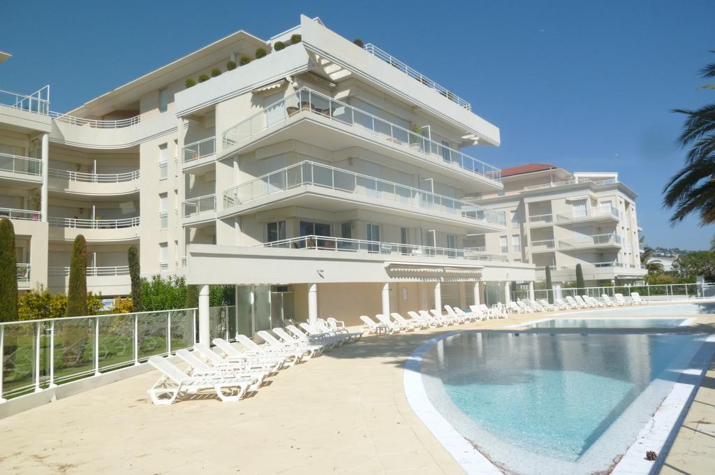 Stunning 2 Bed, 2 Bath Apt On The Cannes Sea Front Has Swimming Pool And Is A Secure Modern Building 464 Exteriér fotografie