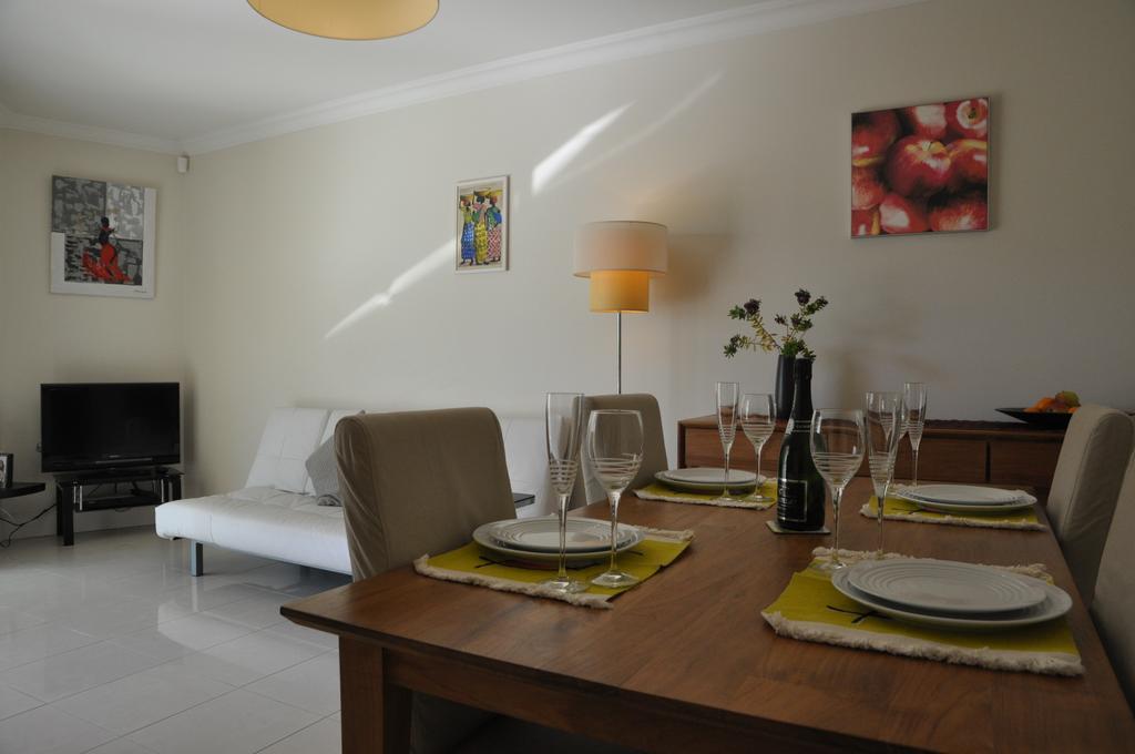 Stunning 2 Bed, 2 Bath Apt On The Cannes Sea Front Has Swimming Pool And Is A Secure Modern Building 464 Exteriér fotografie