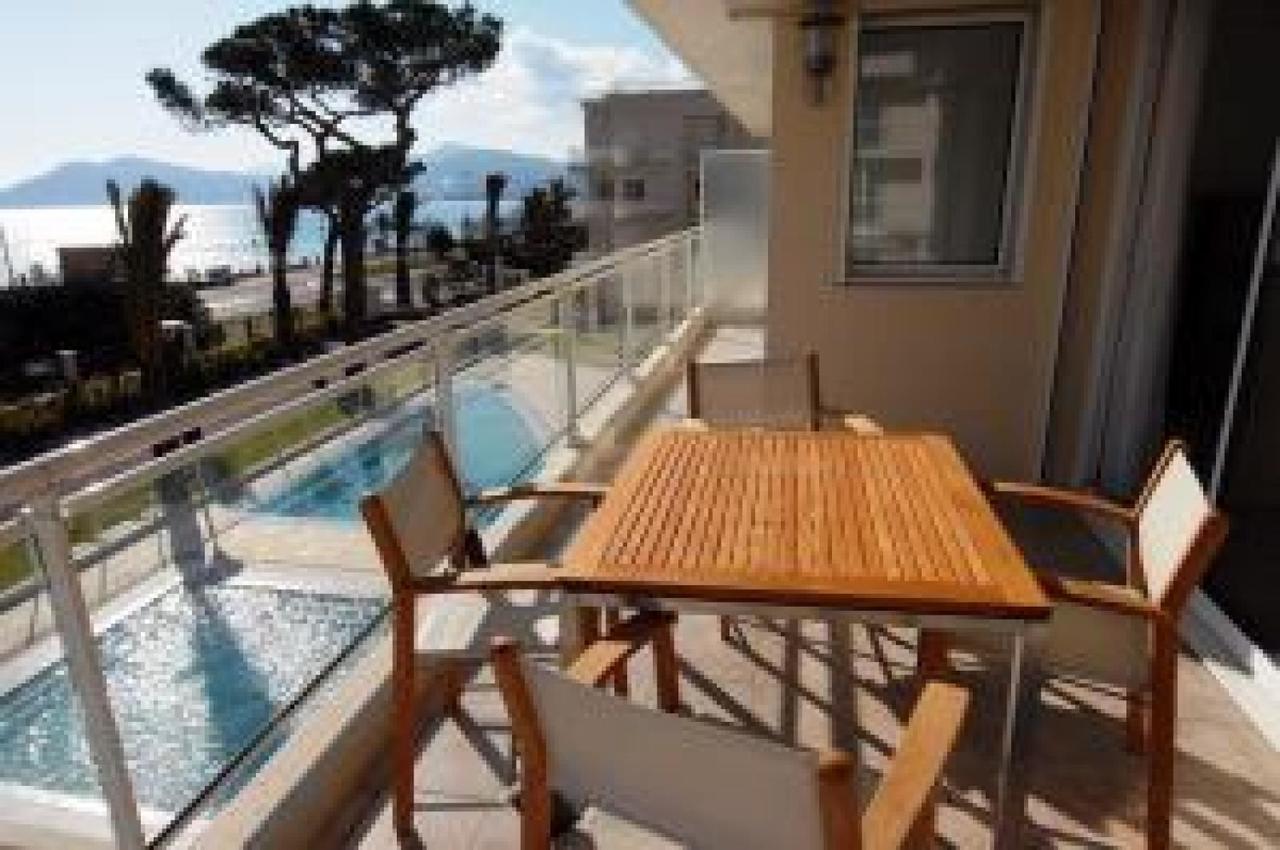 Stunning 2 Bed, 2 Bath Apt On The Cannes Sea Front Has Swimming Pool And Is A Secure Modern Building 464 Exteriér fotografie