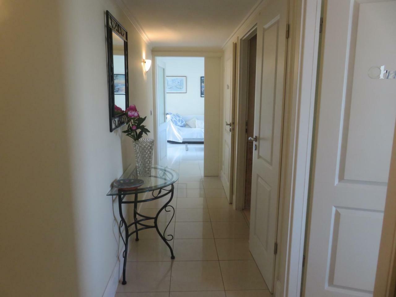 Stunning 2 Bed, 2 Bath Apt On The Cannes Sea Front Has Swimming Pool And Is A Secure Modern Building 464 Exteriér fotografie